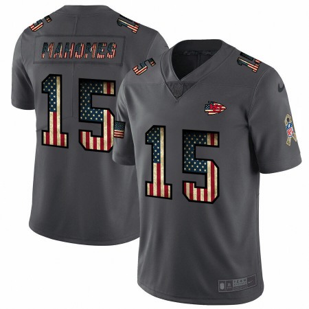 Kansas City Chiefs #15 Patrick Mahomes Nike 2018 Salute to Service Retro USA Flag Limited NFL Jersey